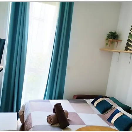Le Napoleon Invalides Independante Holiday home